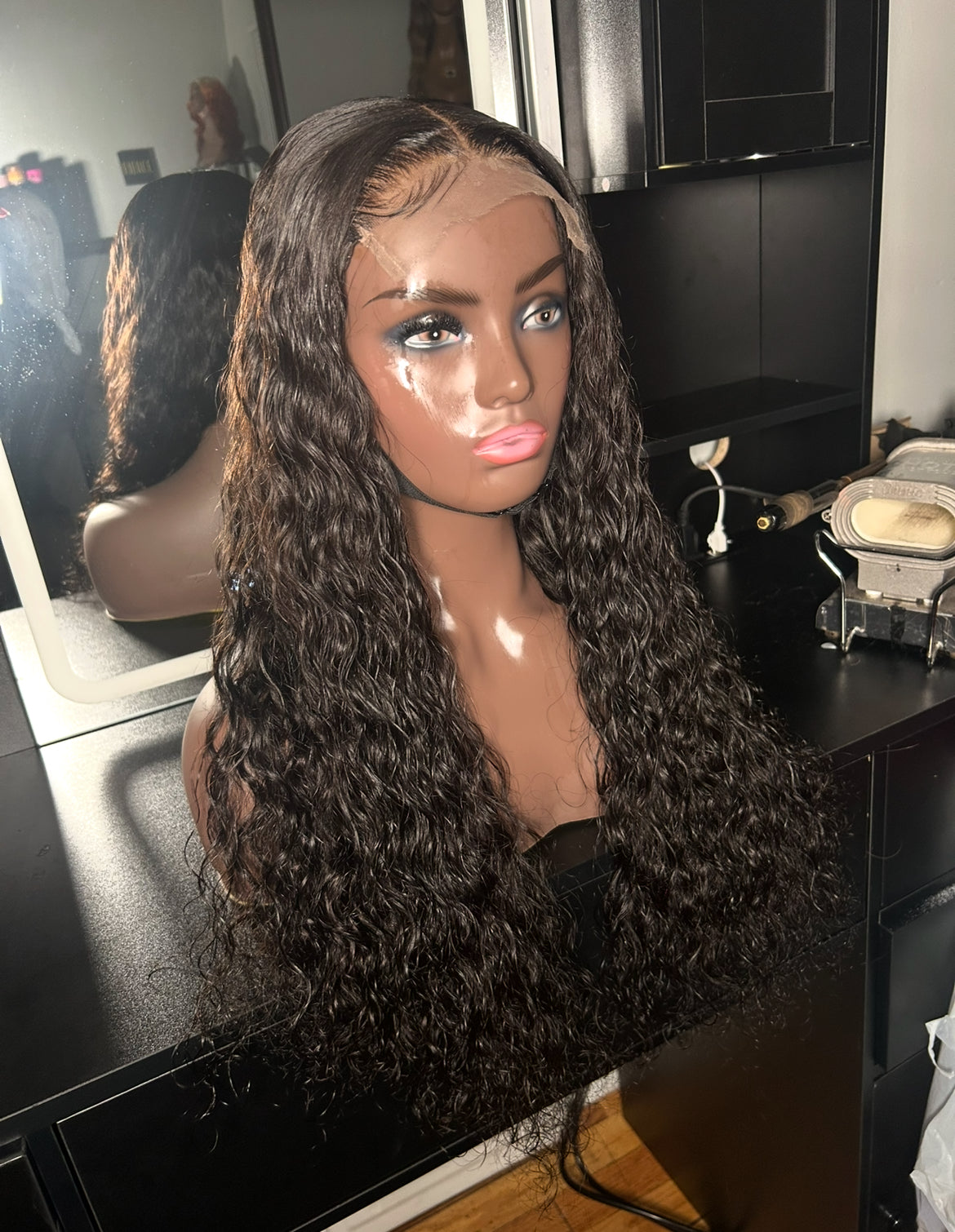 “22” Italian curly wig